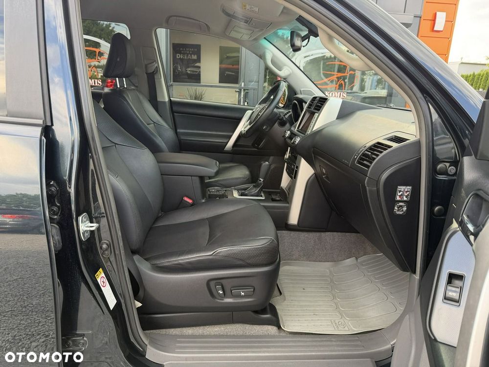 Toyota Land Cruiser LC 3.0 D-4D Executive - 28