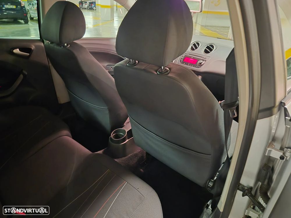 SEAT Ibiza 1.6 TDI Copa DPF - 27