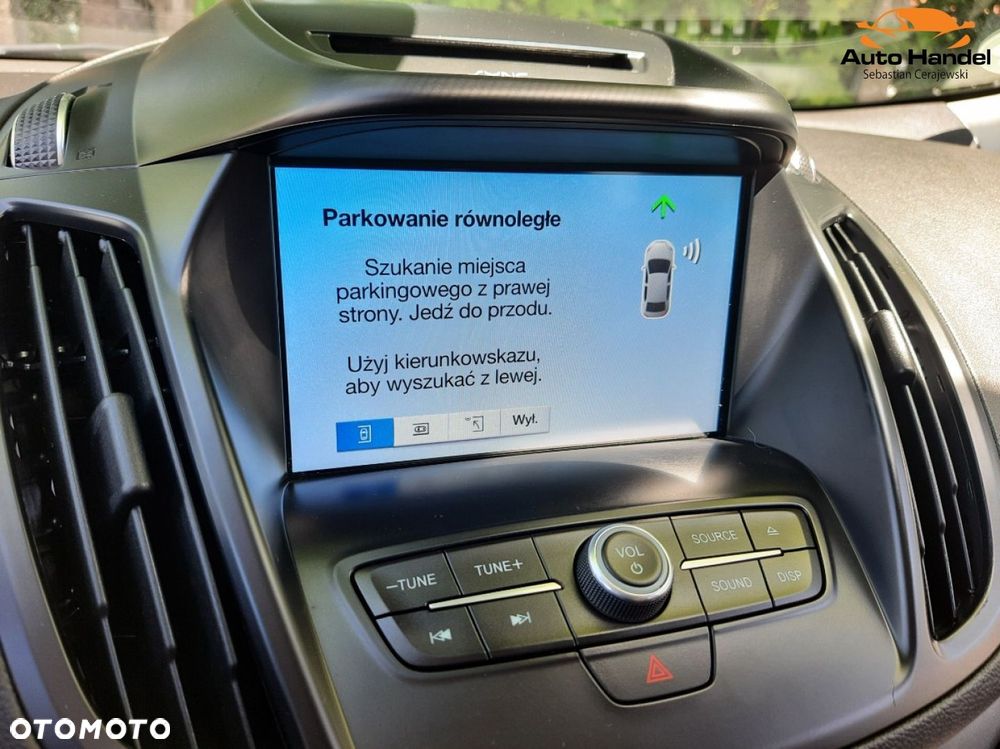 Ford Kuga 1.5 EcoBoost 2x4 Titanium - 34