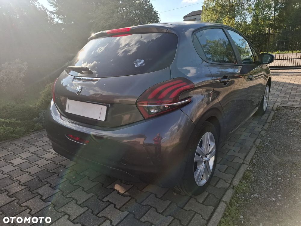 Peugeot 208 82 VTI Style - 6