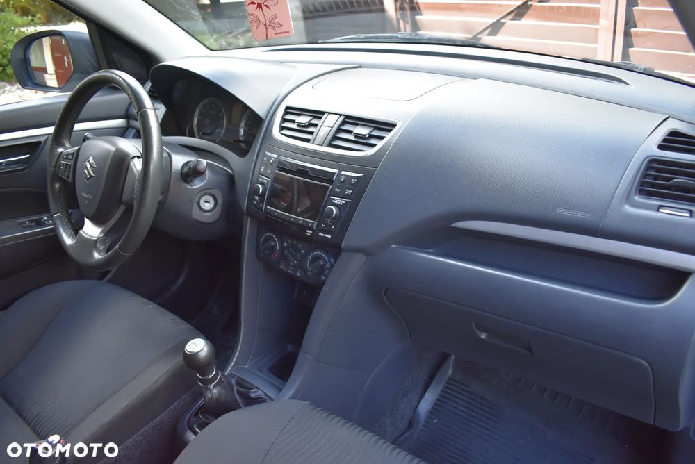 Suzuki Swift - 23