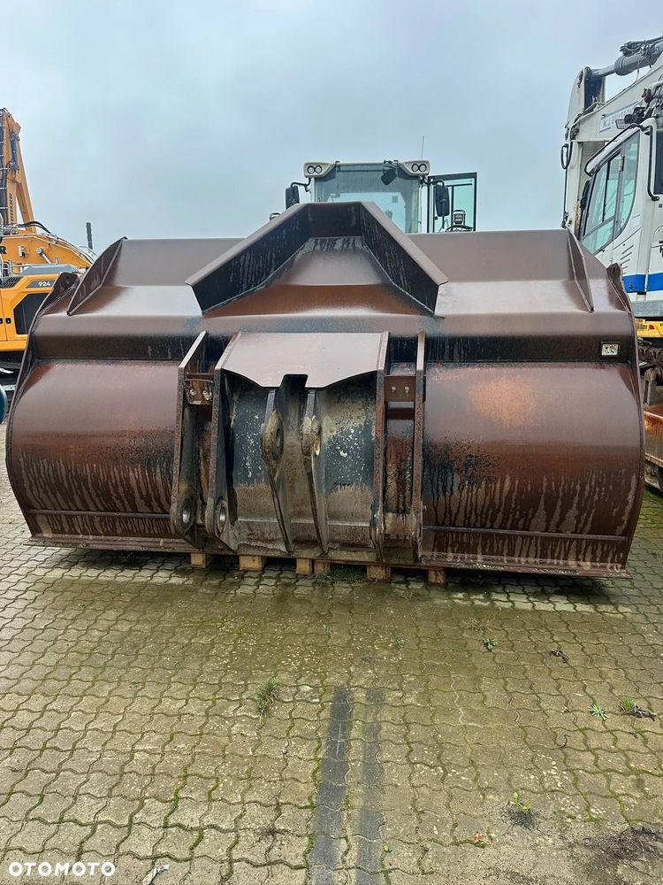 Liebherr L586 XPOWER - 2