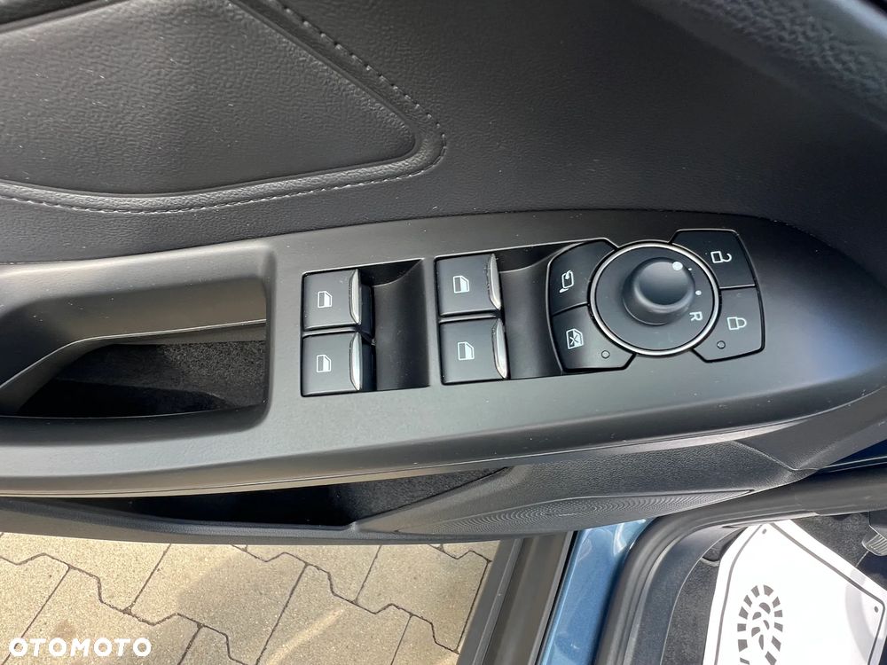 Ford Focus 1.0 EcoBoost Titanium X - 16