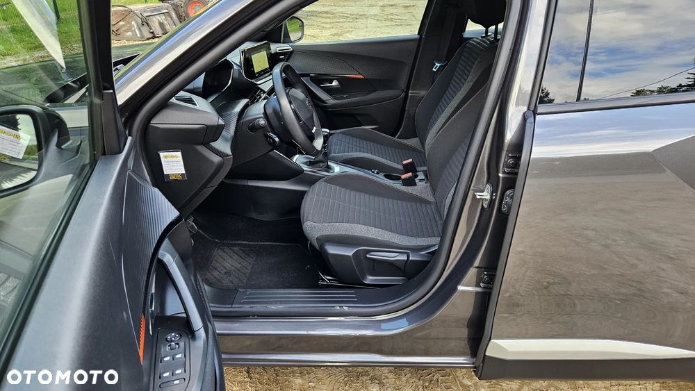 Peugeot 2008 PureTech 100 Style - 23