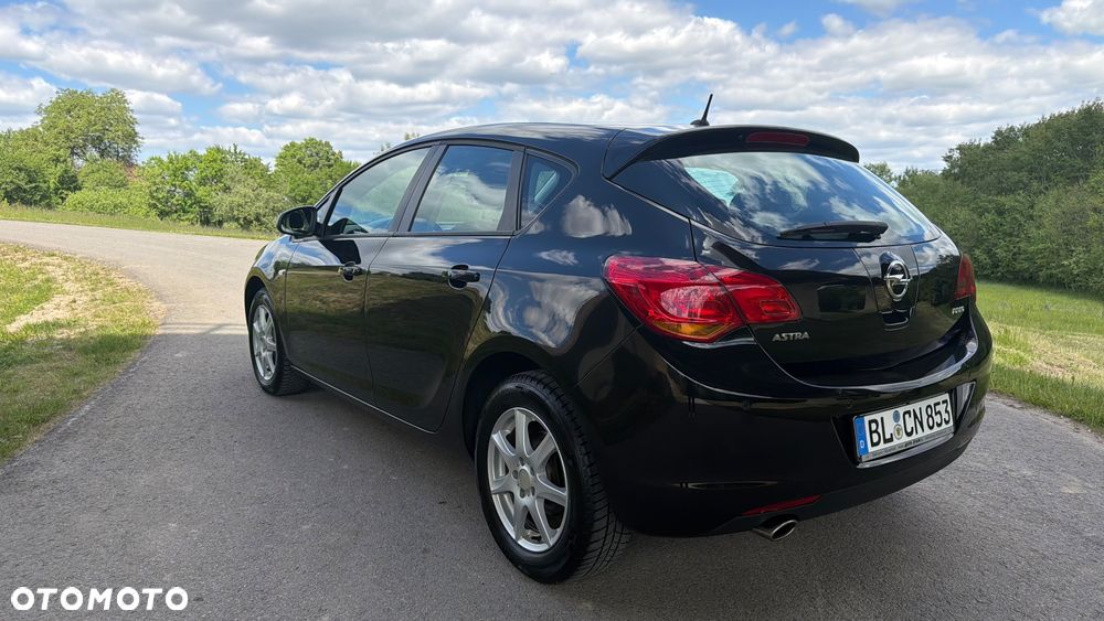 Opel Astra 1.4 Turbo - 14