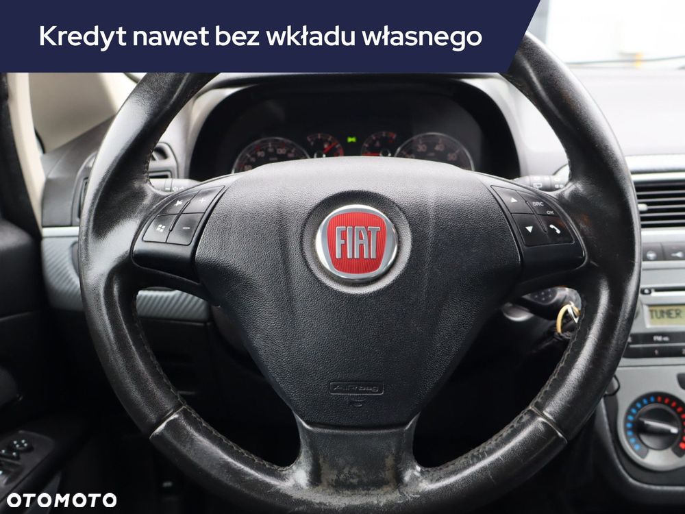 Fiat Grande Punto - 15