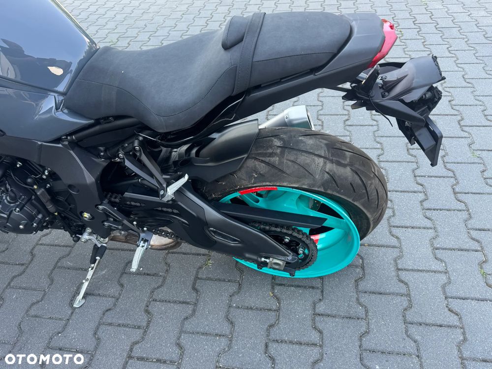 Yamaha MT - 4