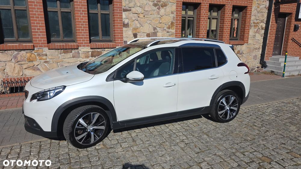 Peugeot 2008 - 8
