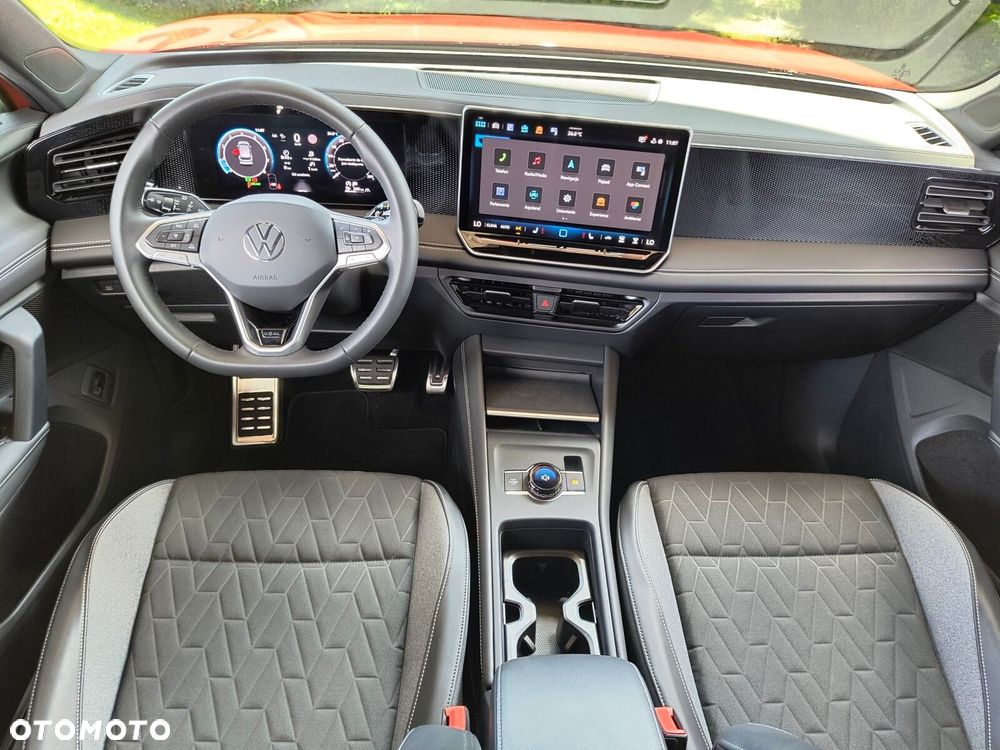 Volkswagen Tiguan - 14