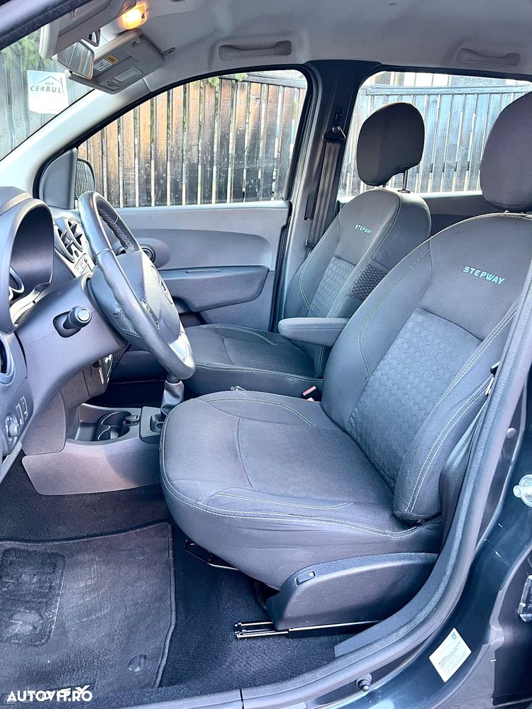 Dacia Lodgy 1.2 TCe 115 CP Stepway - 22