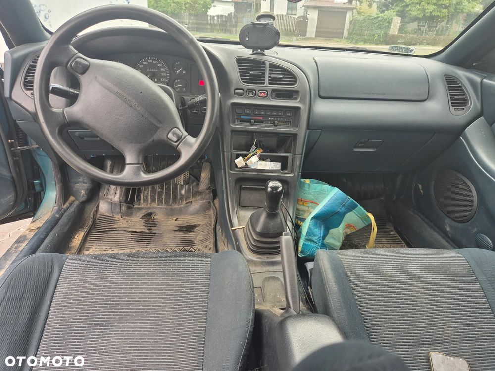 Mazda 323F 1.5 Exclusive - 6