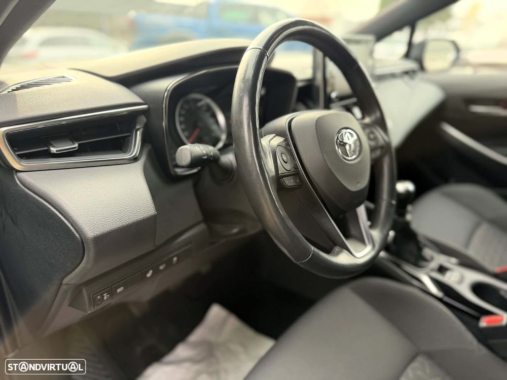 Toyota Corolla 1.2 Turbo Comfort - 22