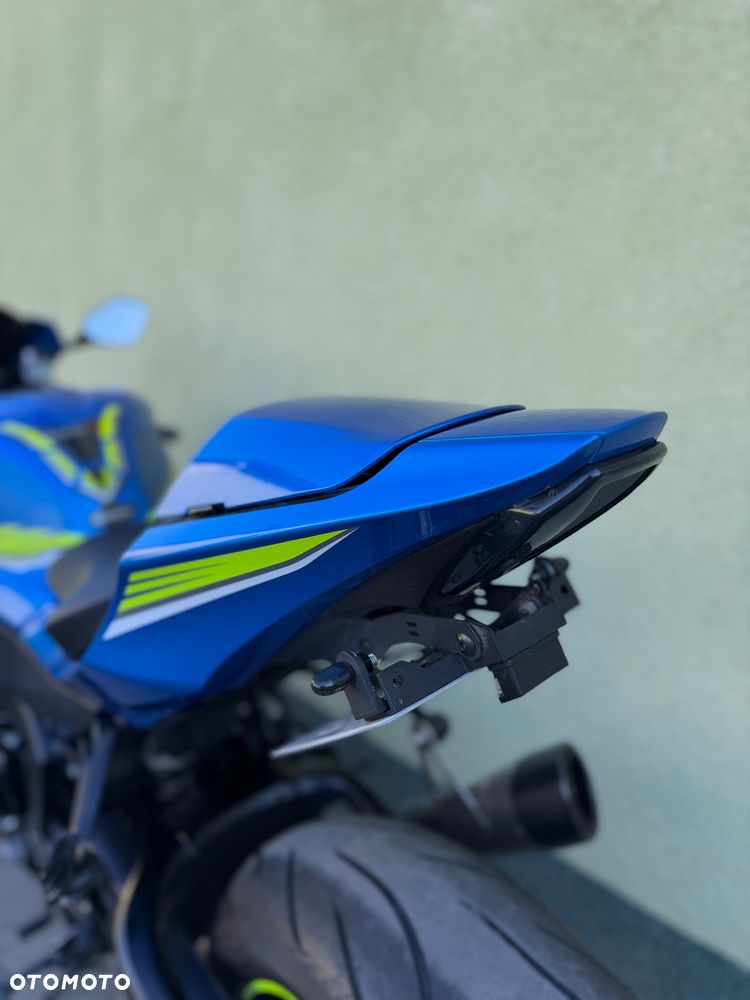 Suzuki GSX-R - 21