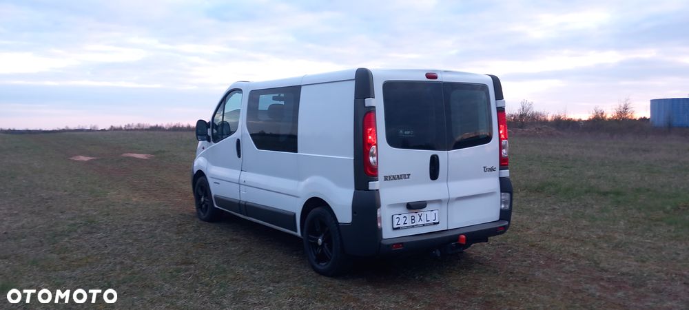 Renault Trafic - 10