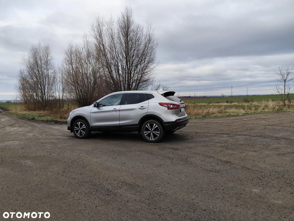 Nissan Qashqai 1.5 dCi N-CONNECTA - 3
