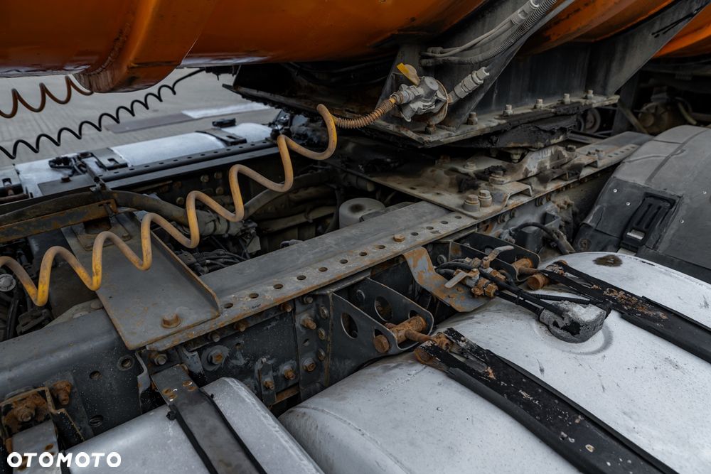 Renault Premium 450 DXI + Ten CATE TCO40 - 27