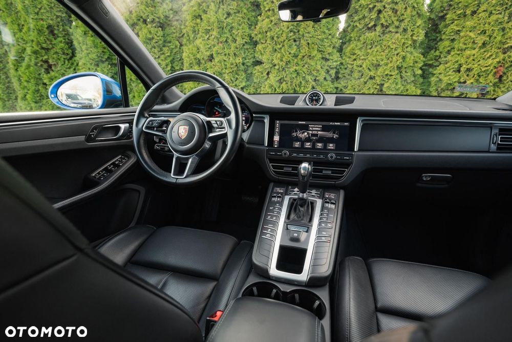 Porsche Macan Standard - 36