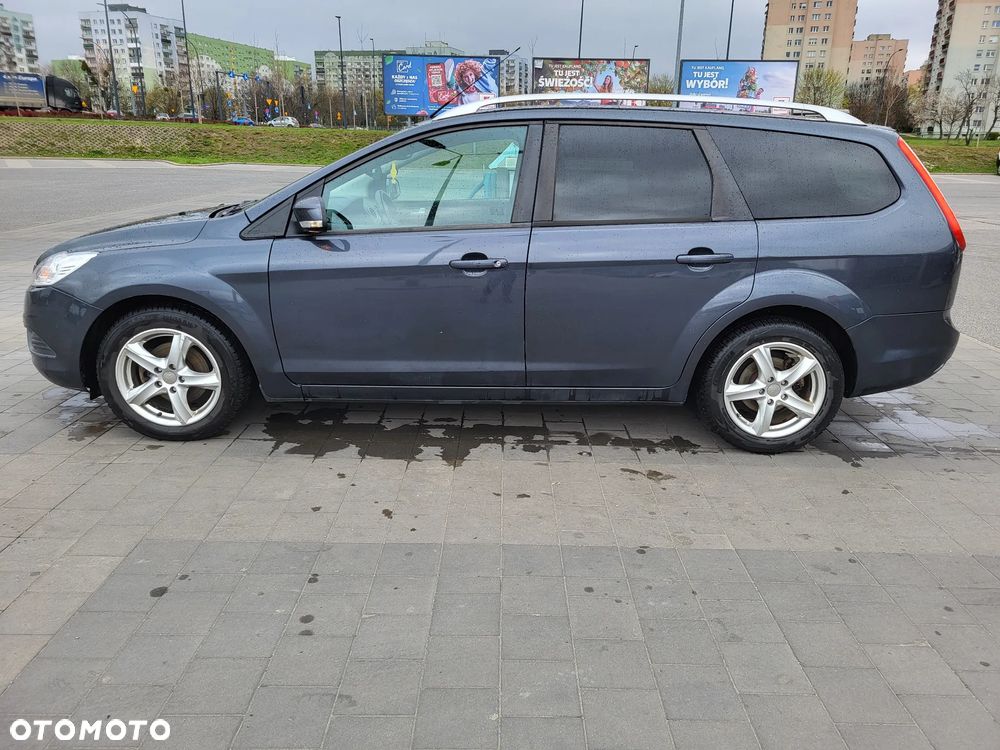 Ford Focus 1.6 Trend - 4