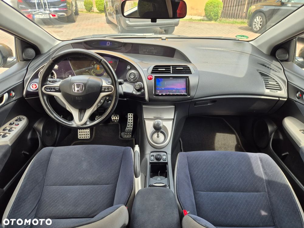Honda Civic 1.8i-VTEC Executive - 19
