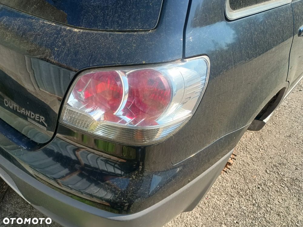 Lampa Prawy Tył Mitshubishi Outlander I, Części
