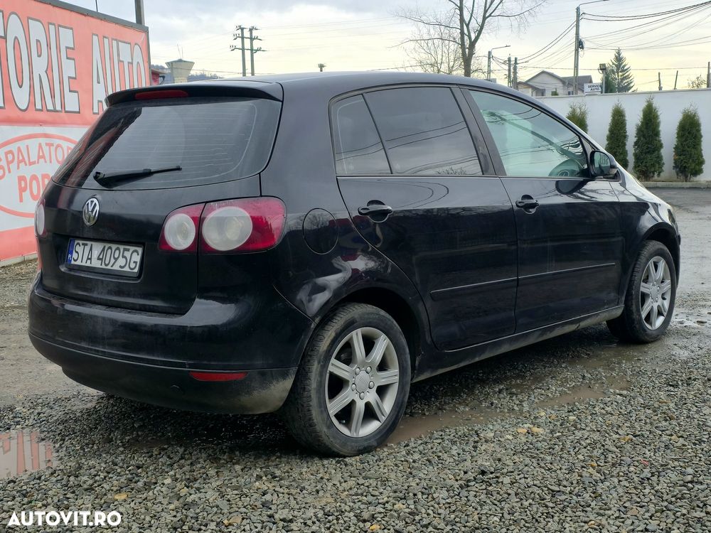Volkswagen Golf Plus 1.9 TDI Tour - 3