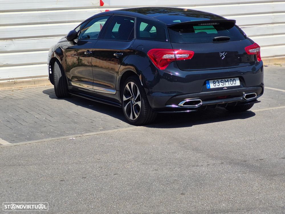 Citroën DS5 2.0 HDi Hybrid4 So Chic CMP6 - 2