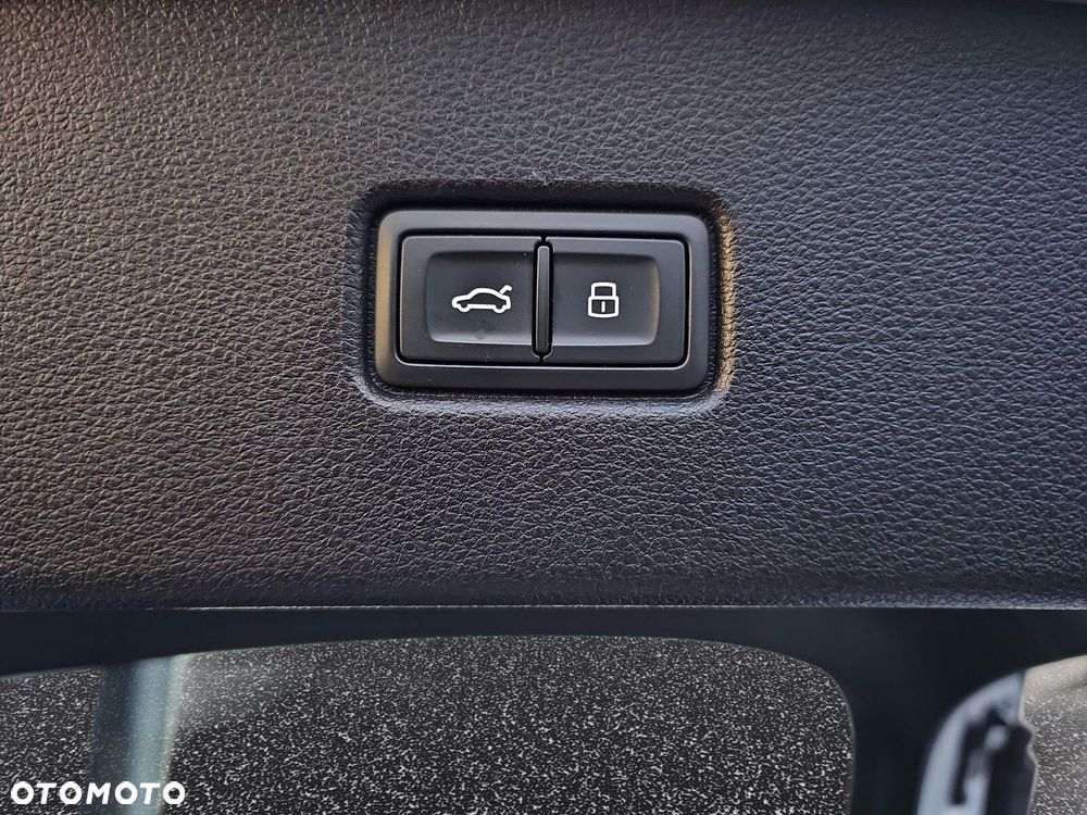 Audi Q5 Sportback - 37