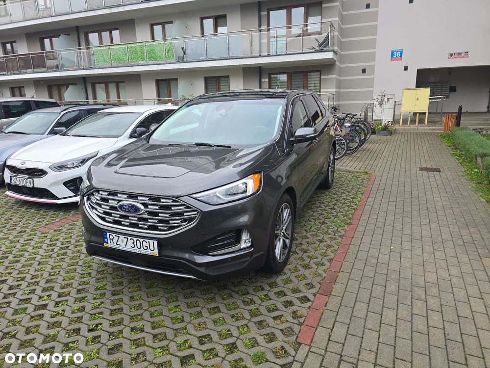 Ford Edge - 1