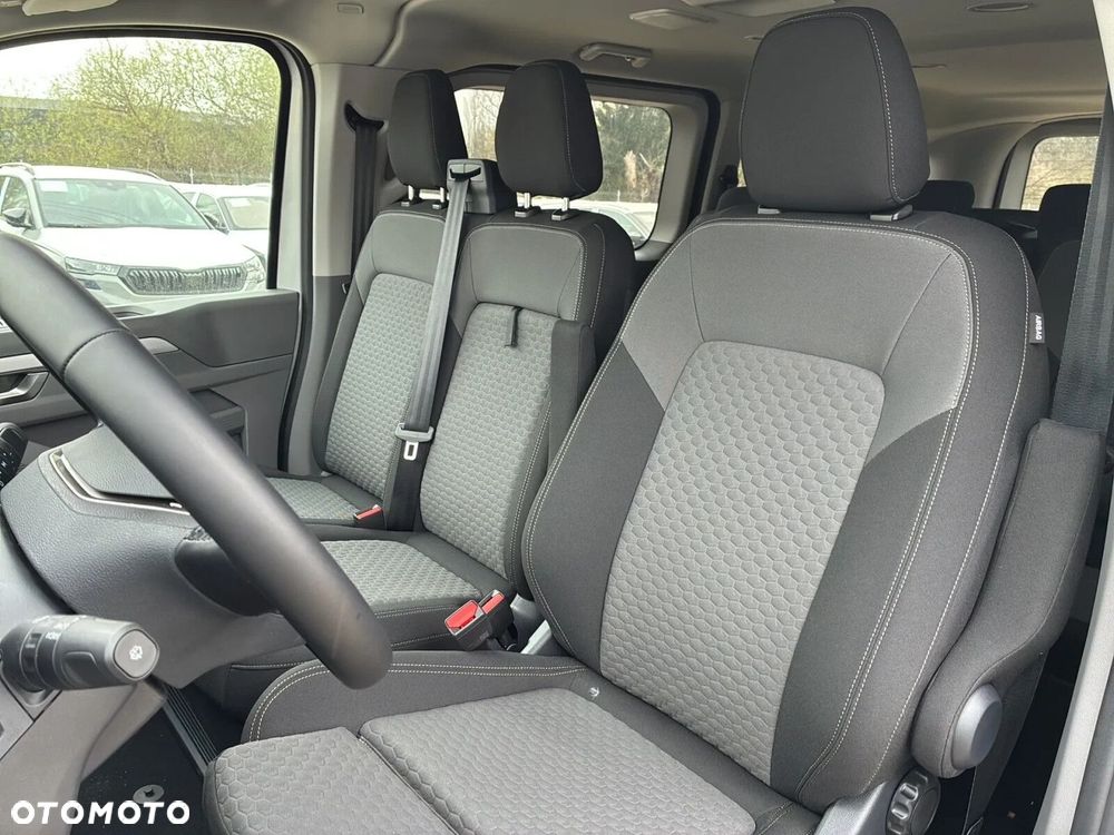 Volkswagen Caravelle - 14