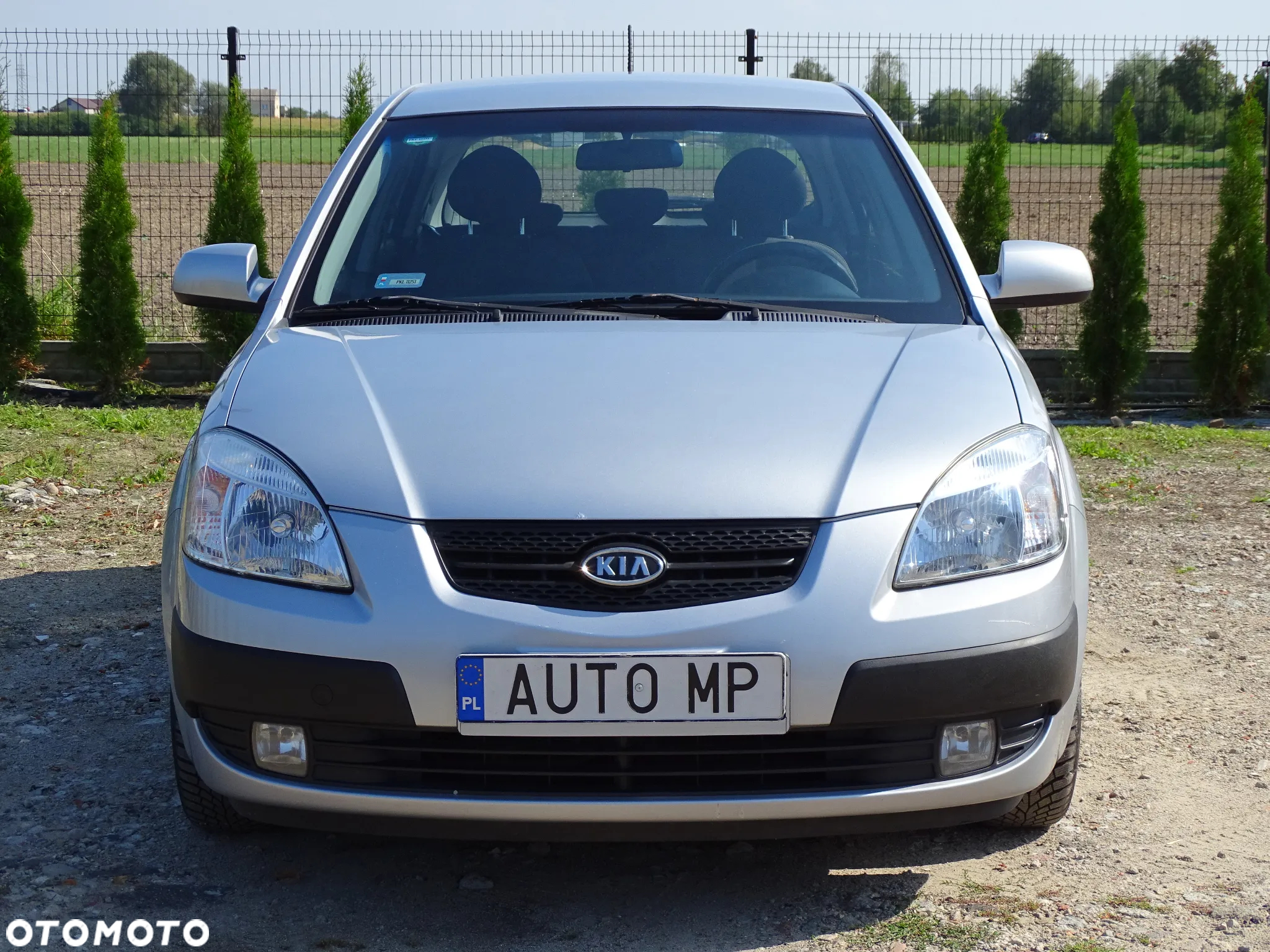 Kia Rio 1.4 Comfort - 22