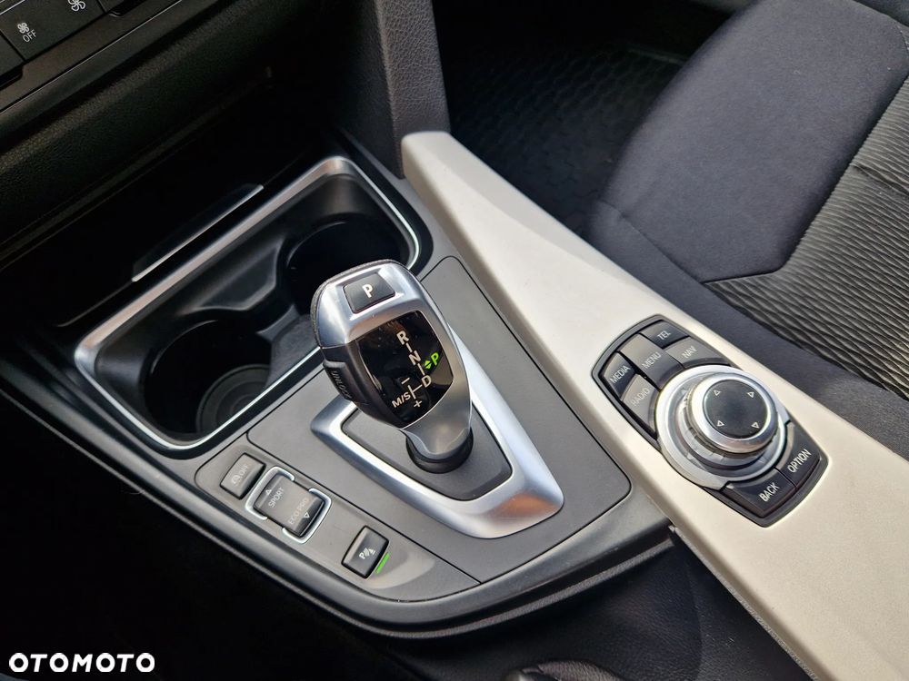 BMW Seria 3 - 21