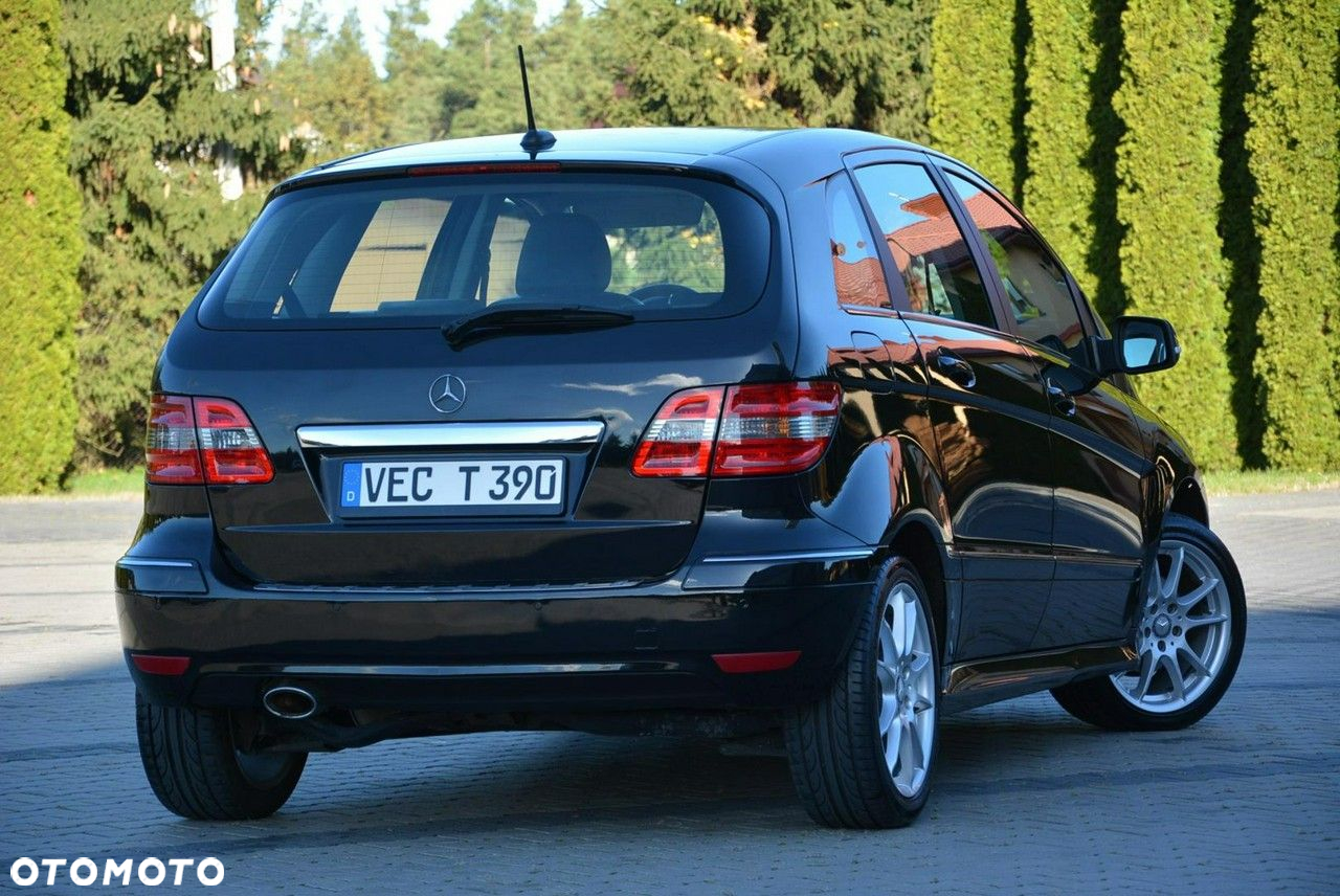 Mercedes-Benz Klasa B 180 - 13