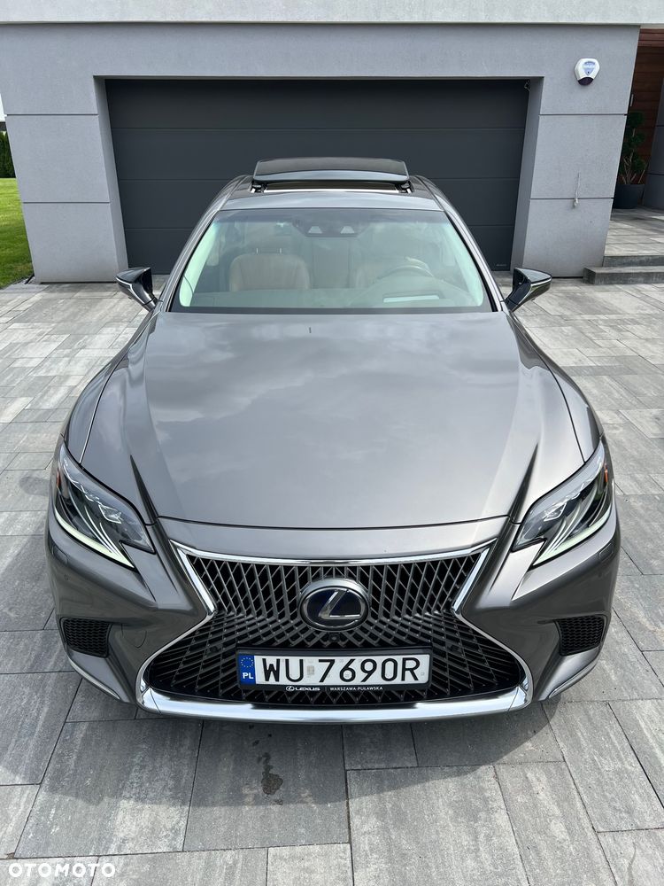 Lexus LS - 9