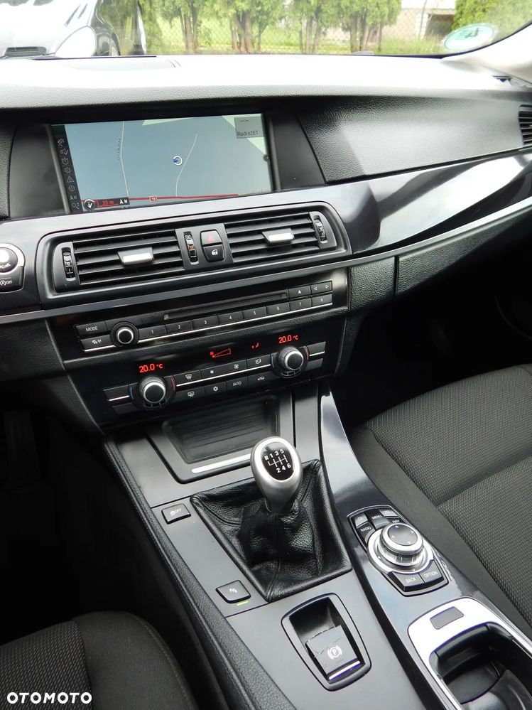 BMW Seria 5 520d - 14