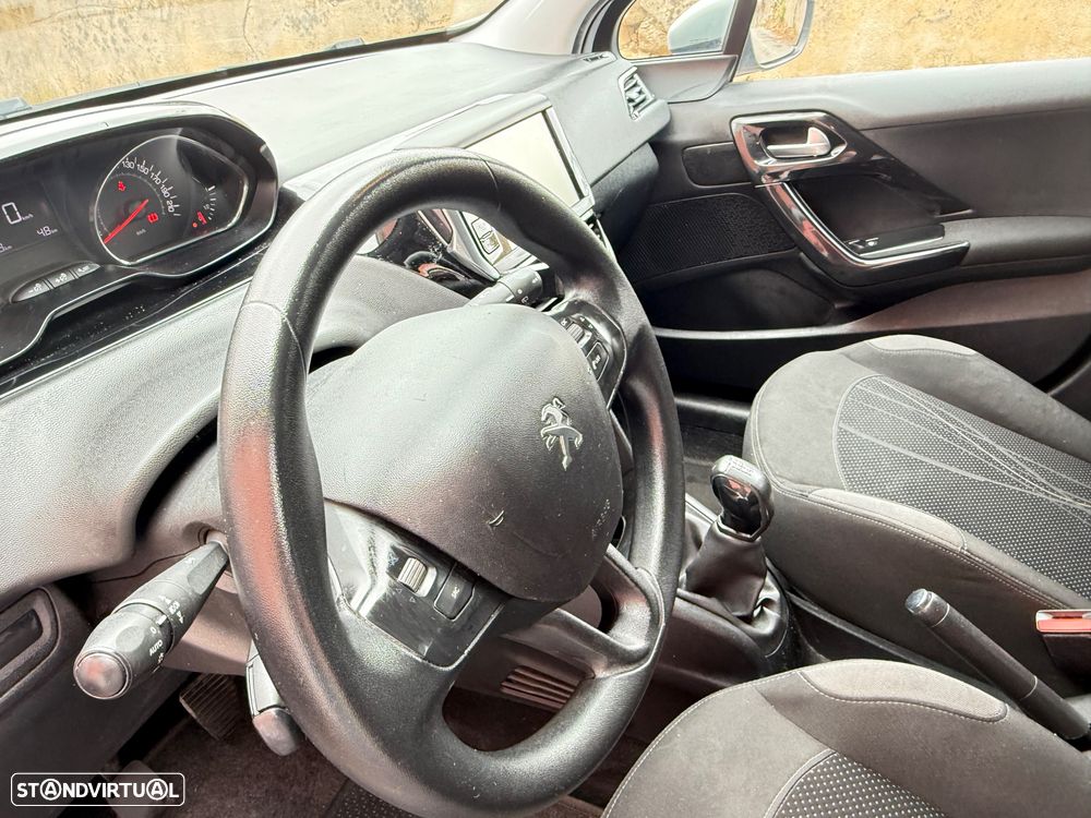 Peugeot 208 1.4 HDi Active - 11