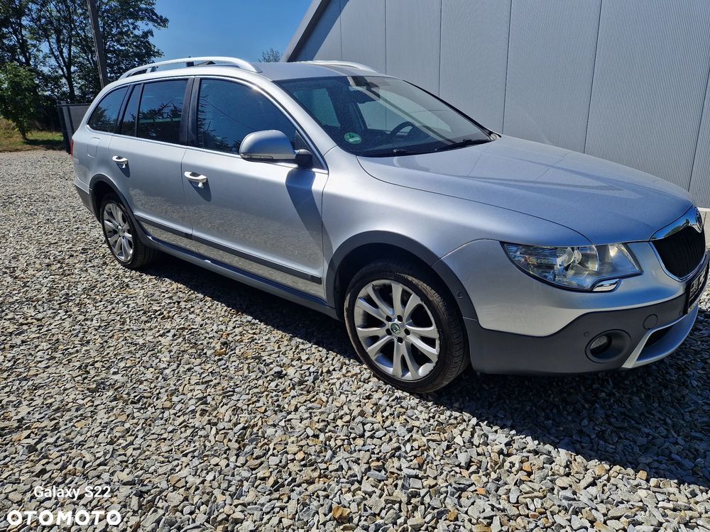 Skoda Superb 2.0 TDI Exclusive - 6