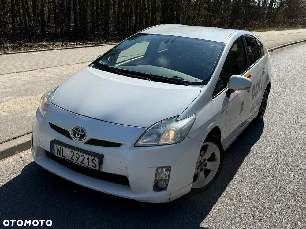 Toyota Prius 1.8 HSD Active - 1