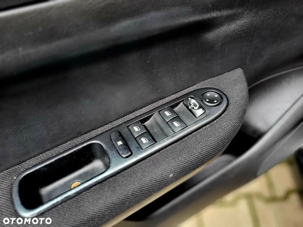 Peugeot 307 CC - 18