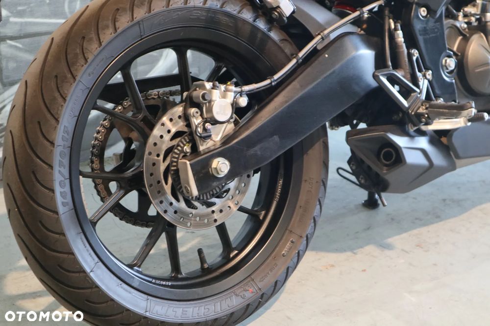 Aprilia Tuono - 22