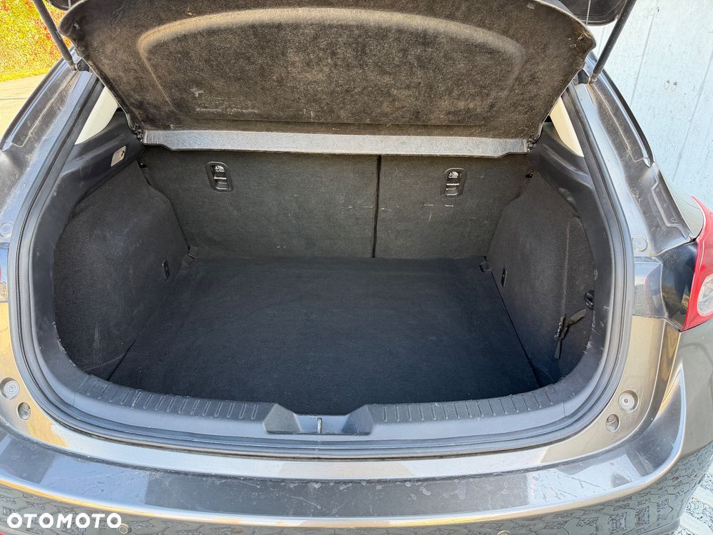 Mazda 3 - 16