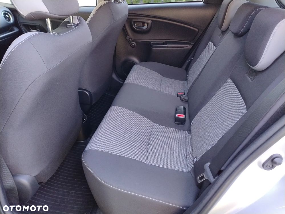 Toyota Yaris 1.5 Premium - 7