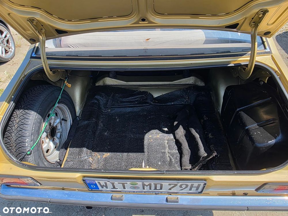 Ford Escort - 15