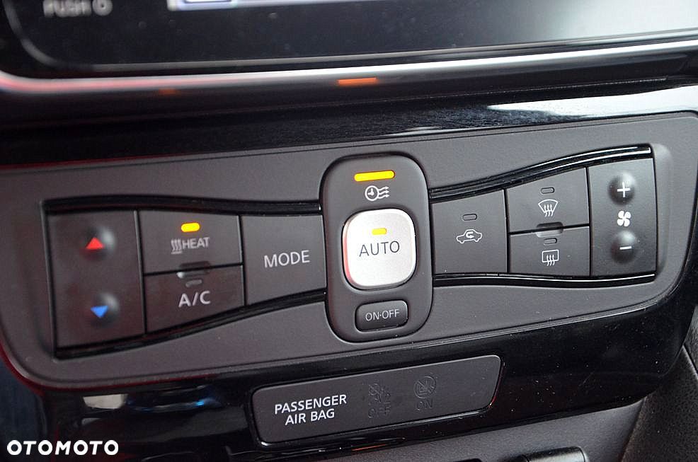 Nissan Leaf 40 kWh N-CONNECTA - 19