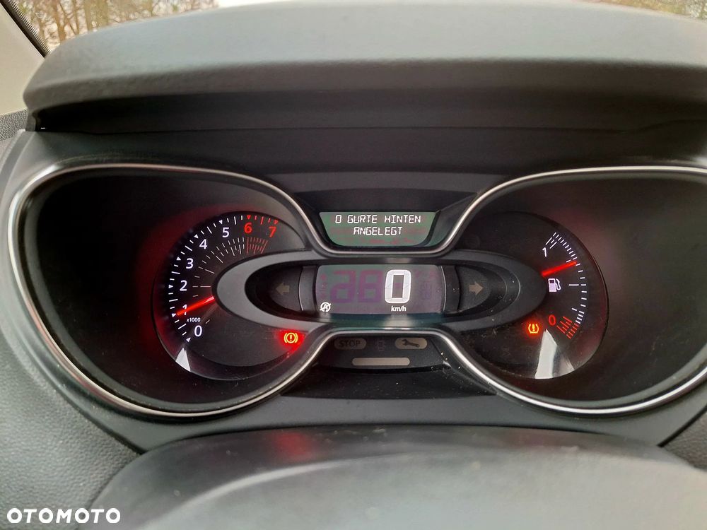 Renault Captur - 28