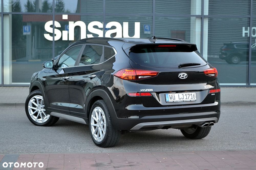 Hyundai Tucson 2.0 CRDI 4WD Automatik Premium - 21
