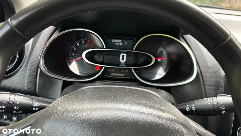 Renault Clio 0.9 Energy TCe Limited 2018 - 26