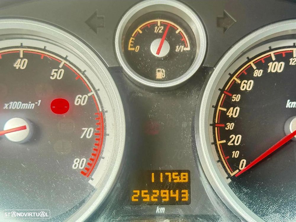 Opel Astra 1.4 Edition - 11