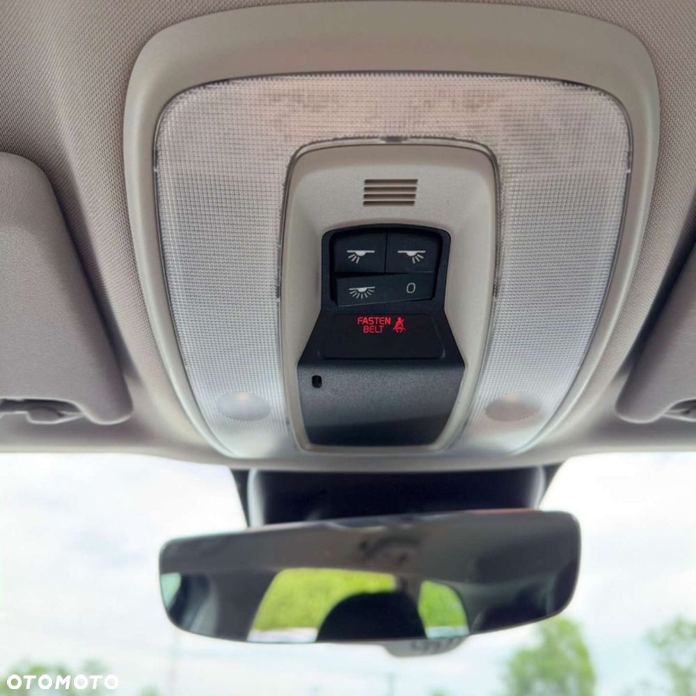Volvo XC 60 - 24