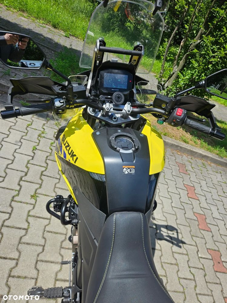 Suzuki V-STROM - 9