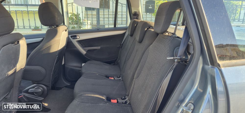 Citroën C4 Grand Picasso 1.6 HDi Exclusive - 4